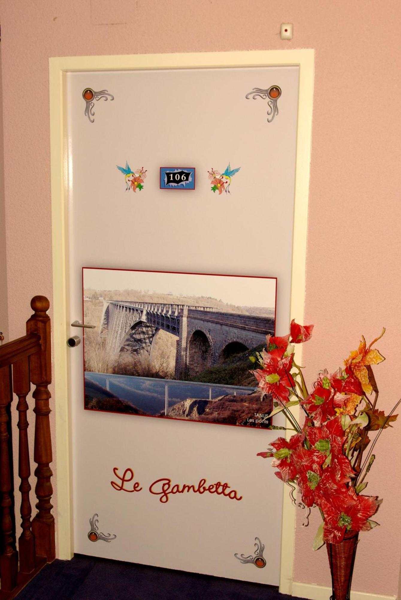 Hotel Le Gambetta Carmaux Esterno foto