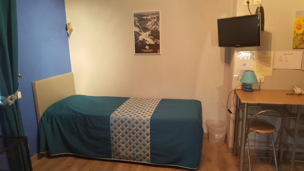 Hotel Le Gambetta Carmaux Esterno foto