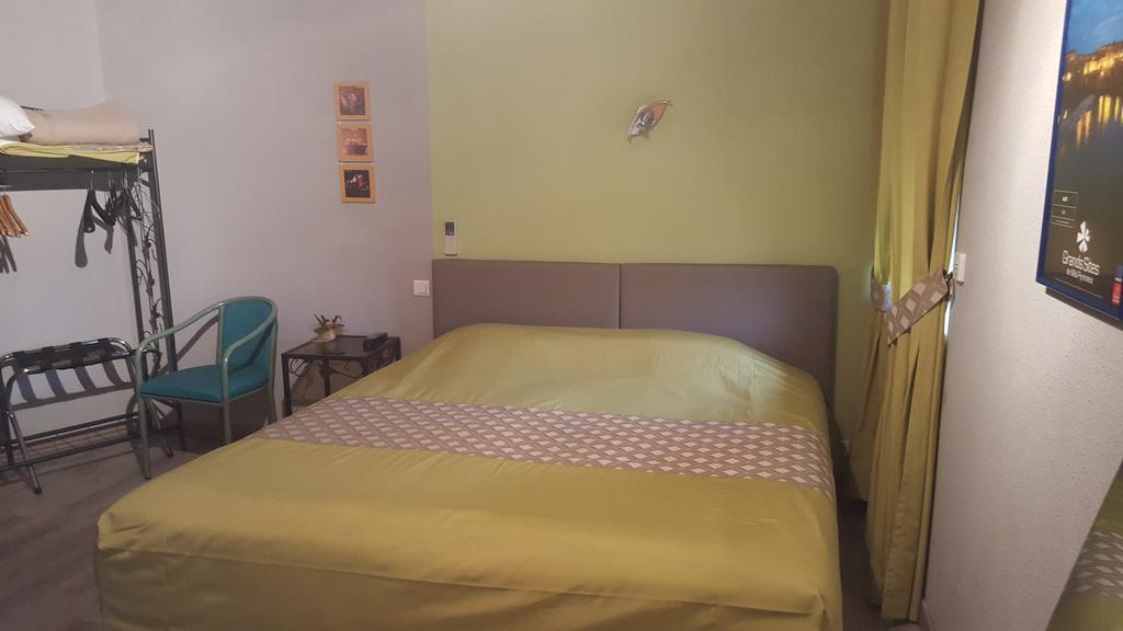 Hotel Le Gambetta Carmaux Esterno foto