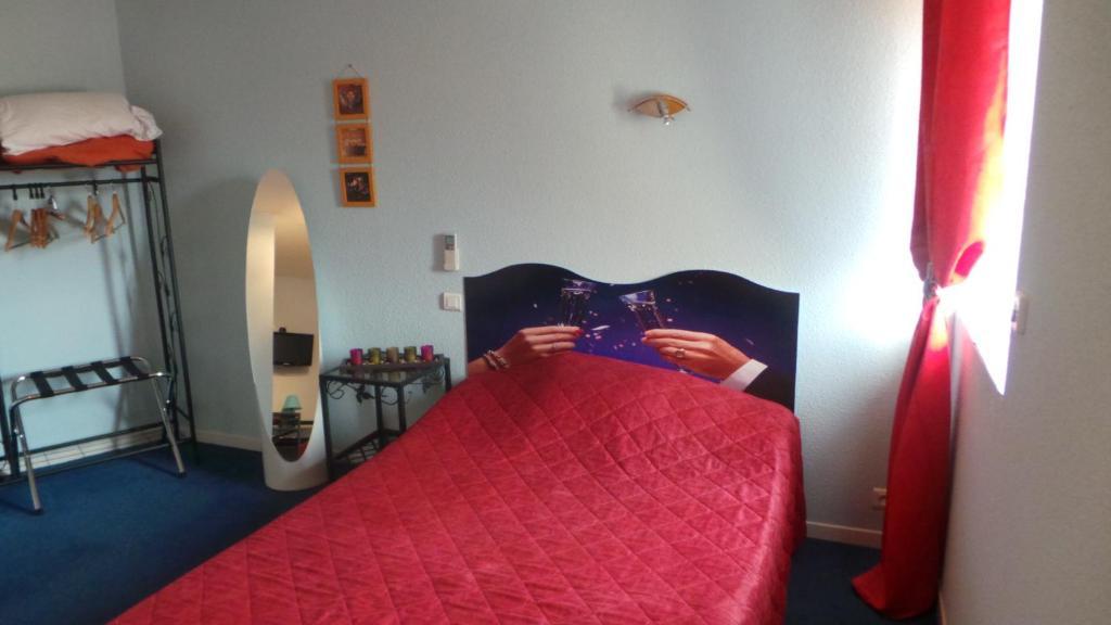 Hotel Le Gambetta Carmaux Esterno foto