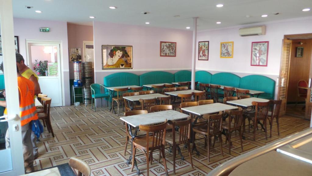 Hotel Le Gambetta Carmaux Esterno foto